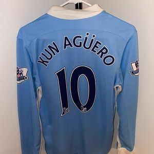 Manchester city long sleeve Aguero jersey